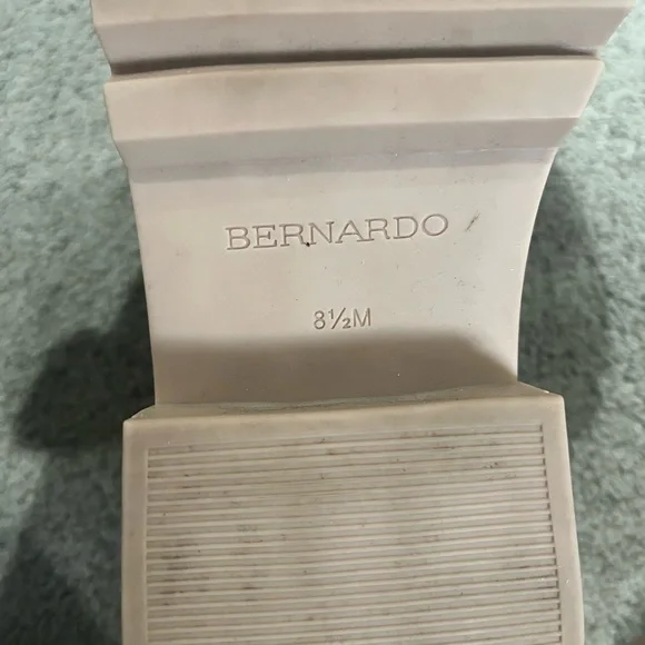 Bernardo Chandler Leather Lug Sole Platform Loafers, Women’s Size 8.5 Blush - Picture 8 of 9